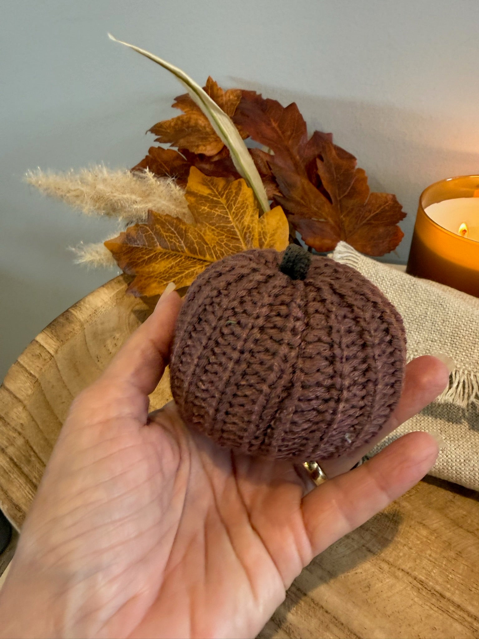 Adorable Knit Pumpkins for Fall Decorating